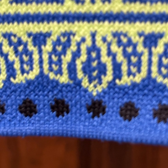 BCBGMaxAzria Black and Blue Embroidered Pencil Skirt NWOT - Picture 4 of 7